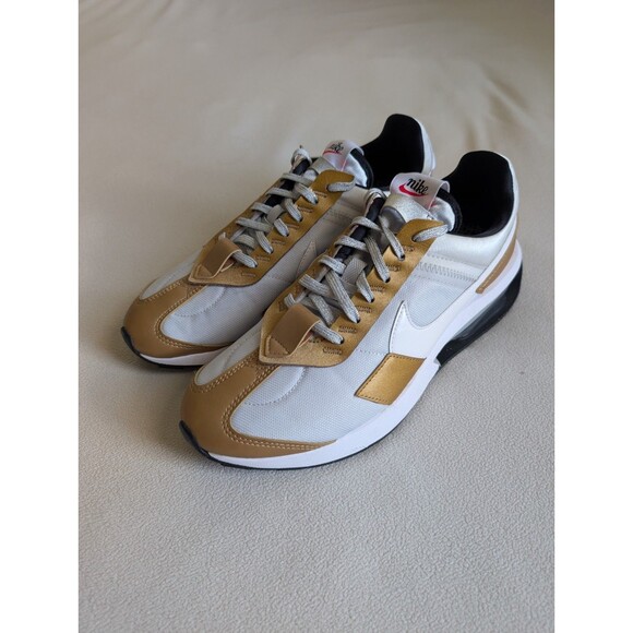Nike Air Max Pre-Day SE Pure Platinum Metallic Gold Size 9.5 Womens DJ6210-001 - Picture 1 of 9